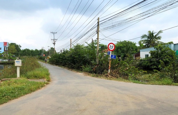 Đường ĐT826E - đường Ấp 3 Long Hậu